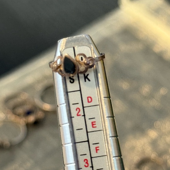 9.25 Sterling Silver Tiny Ring Lot - Picture 6 of 7